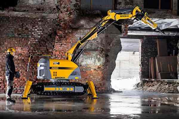 Демонтаж роботом Brokk